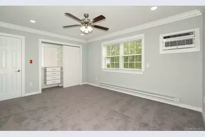 30 Bay Point Court #16, West Babylon, NY 11704 - Photo 5