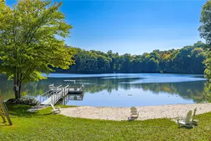 22 Hickory Ln, Pawling, NY 12564 - Photo 3