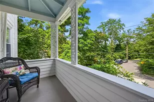 18 Washington Pl, Northport, NY 11768 - Photo 5