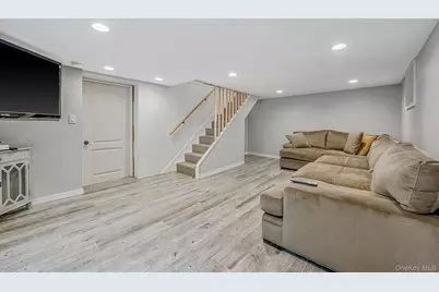 91 Traction Boulevard, Patchogue, NY 11772 - Photo 31