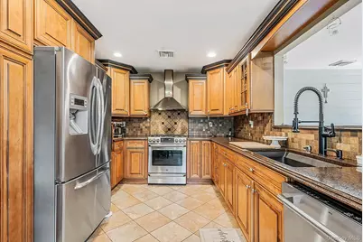 91 Traction Boulevard, Patchogue, NY 11772 - Photo 11