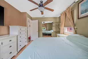 32 Yacht Club Rd, Babylon, NY 11702 - Photo 21