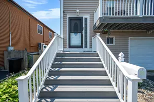32 Yacht Club Rd, Babylon, NY 11702 - Photo 7