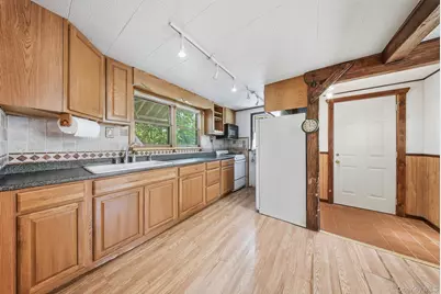 114 Glenmere Avenue, Florida, NY 10921 - Photo 9