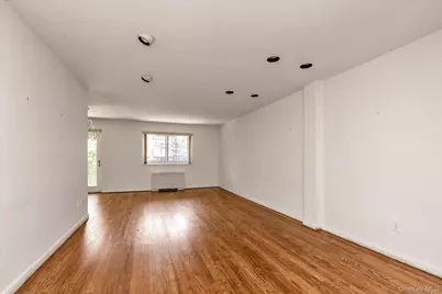 30 Barstow Road #3A, Great Neck, NY 11021 - Photo 3