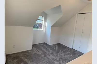152 Throop Street, West Babylon, NY 11704 - Photo 5