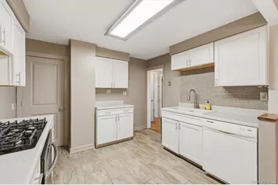 1200 Union Avenue, Newburgh, NY 12550 - Photo 11