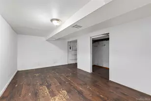 1727 Hunt Ave, Bronx, NY 10462 - Photo 13