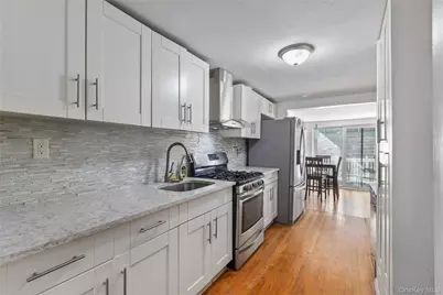 1727 Hunt Avenue, Bronx, NY 10462 - Photo 3