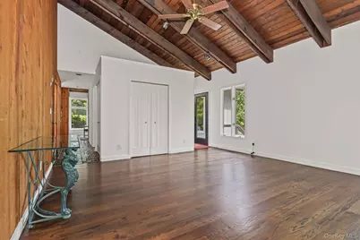 4 Leatherstocking Lane, Mamaroneck, NY 10543 - Photo 15