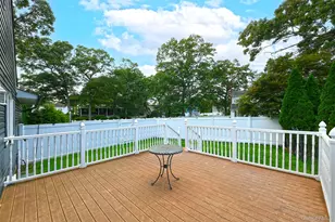 25 Rosanne Ct, Nesconset, NY 11767 - Photo 31
