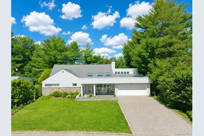 9 Arbor Road, East Hills, NY 11577 - Photo 1