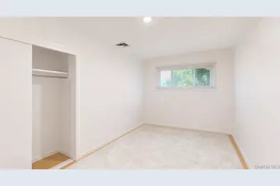 9 Arbor Road, East Hills, NY 11577 - Photo 17