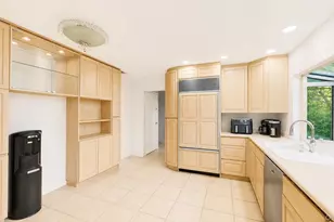 9 Arbor Rd, East Hills, NY 11577 - Photo 11