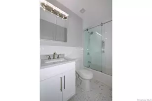 105 Lincoln Ave, Sayville, NY 11782 - Photo 9