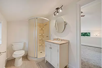 245 Greeley Avenue, Sayville, NY 11782 - Photo 27