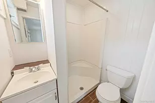245 Greeley Ave, Sayville, NY 11782 - Photo 17