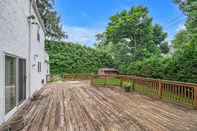 34 Soundview Crest, Manhasset, NY 11030 - Photo 17