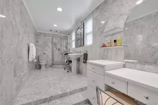 34 Soundview Crest, Manhasset, NY 11030 - Photo 11