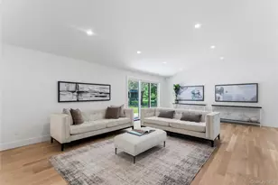 31 Saw Mill Rd, Cold Spring Harbor, NY 11724 - Photo 9