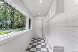 31 Saw Mill Rd, Cold Spring Harbor, NY 11724 - Photo 13