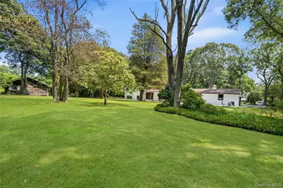 31 Saw Mill Road, Cold Spring Harbor, NY 11724 - Photo 41