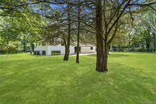 31 Saw Mill Rd, Cold Spring Harbor, NY 11724 - Photo 43