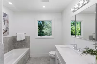 31 Saw Mill Road, Cold Spring Harbor, NY 11724 - Photo 39