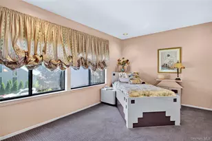 12 Princeton Dr, Syosset, NY 11791 - Photo 15