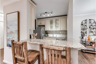 91 Richmond Boulevard #3A, Ronkonkoma, NY 11779 - Photo 3