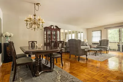 11 Glen Hollow Drive #D46, Holtsville, NY 11742 - Photo 5