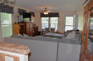 201 Brittany Terrace, Rock Tavern, NY 12575 - Photo 13