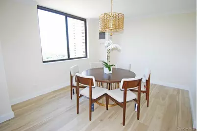 27110 Grand Central #22G, Floral Park, NY 11005 - Photo 5