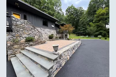 16 Briar Hill Road, Hopewell Junction, NY 12533 - Photo 31