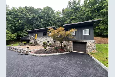16 Briar Hill Road, Hopewell Junction, NY 12533 - Photo 35