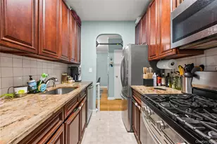 67-35 Yellowstone Blvd, Forest Hills, NY 11375 - Photo 9