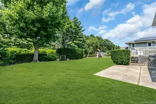4 Crabapple Ln, Commack, NY 11725 - Photo 27