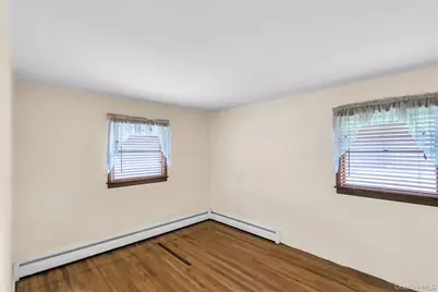 4 Crabapple Lane, Commack, NY 11725 - Photo 15