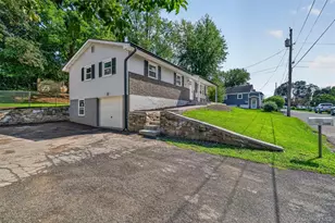 91 Myrtle Ave, New Windsor, NY 12553 - Photo 3