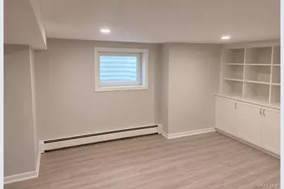 25 Artisan Avenue, Huntington, NY 11743 - Photo 7