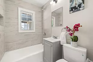 718 Elmwood Rd, West Babylon, NY 11704 - Photo 9