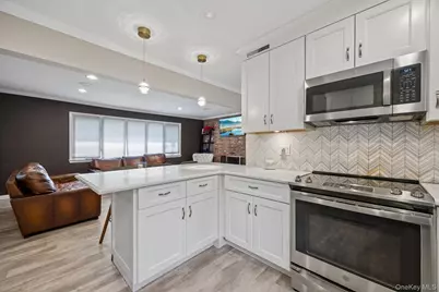 4 Holly Lane, Rye Brook, NY 10573 - Photo 11