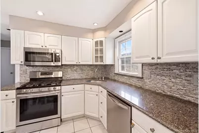 46 Catherine Street, East Northport, NY 11731 - Photo 5
