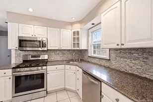 46 Catherine St, East Northport, NY 11731 - Photo 5