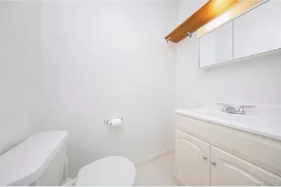 2007 E 28th Street, Brooklyn, NY 11229 - Photo 25