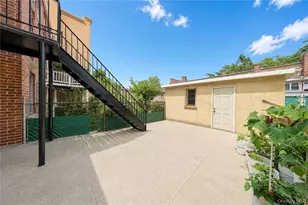 2007 E 28th St, Brooklyn, NY 11229 - Photo 5
