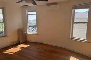 2528 Poplar St, Bronx, NY 10461 - Photo 3