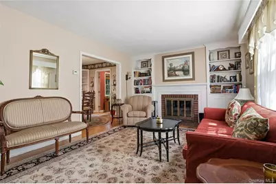 10 Polly Lane, Glen Head, NY 11545 - Photo 5