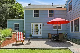 10 Polly Ln, Glen Head, NY 11545 - Photo 27