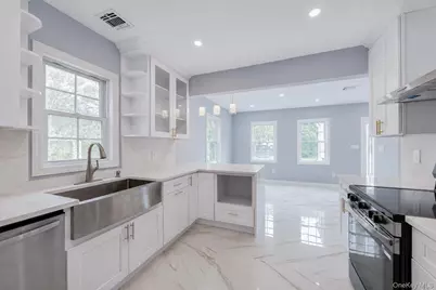 306 Greeley Avenue, Sayville, NY 11782 - Photo 11